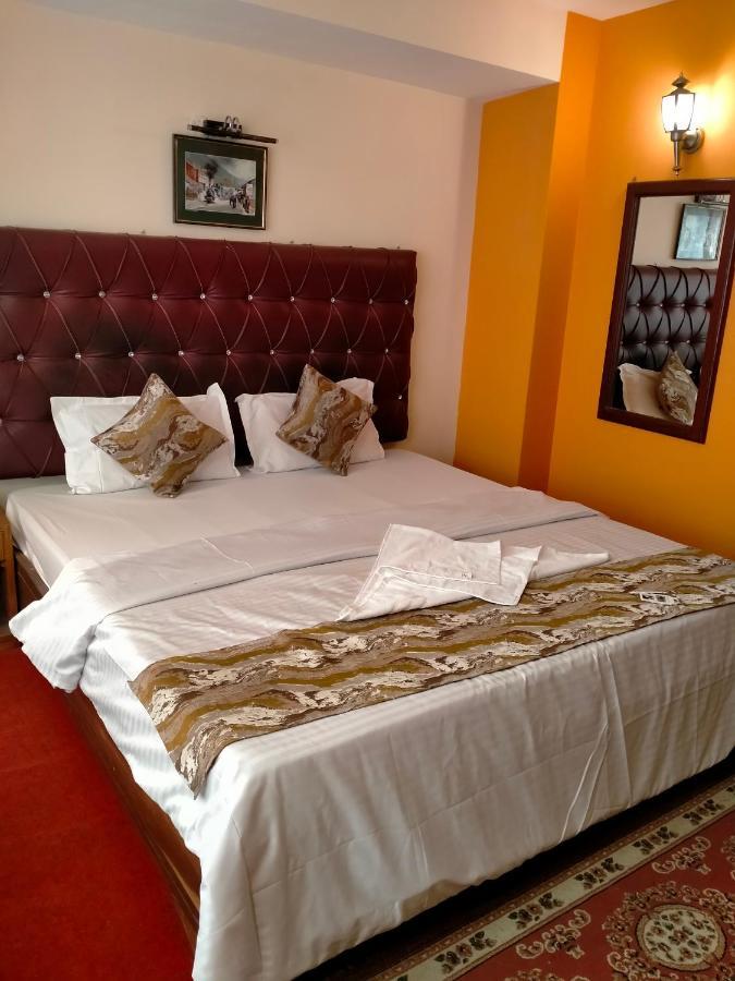 Hotel Oyo 12370 Royal Sarava Darjeeling  Exterior foto